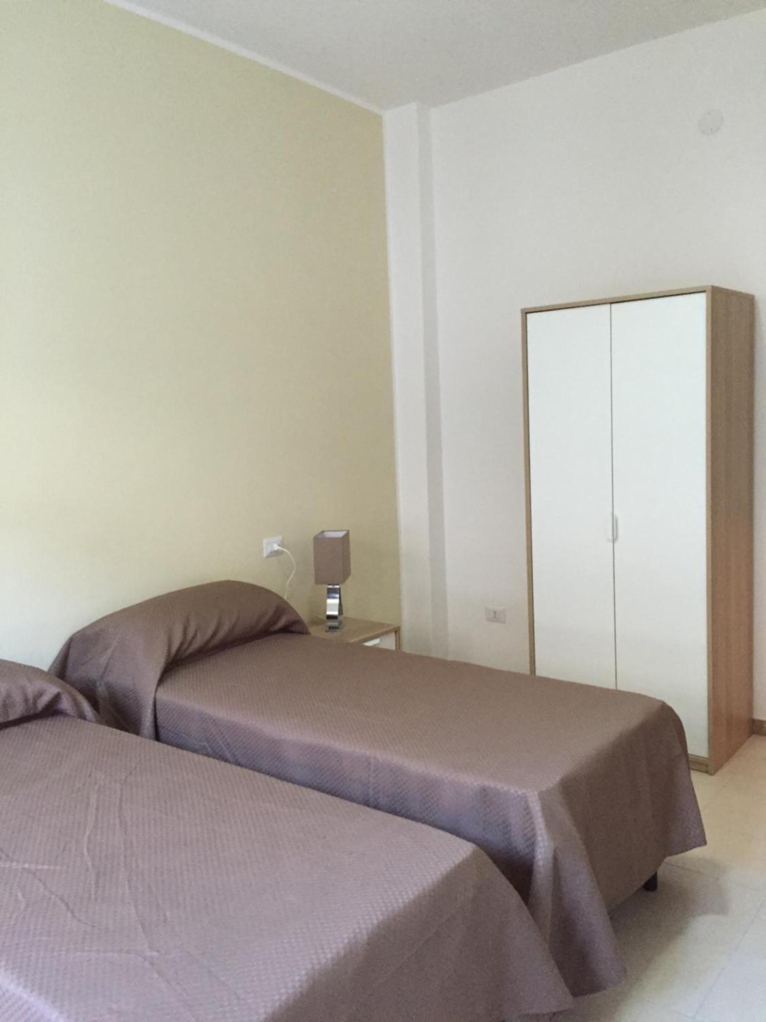 B&B Sorgente 23 Salerno Bagian luar foto