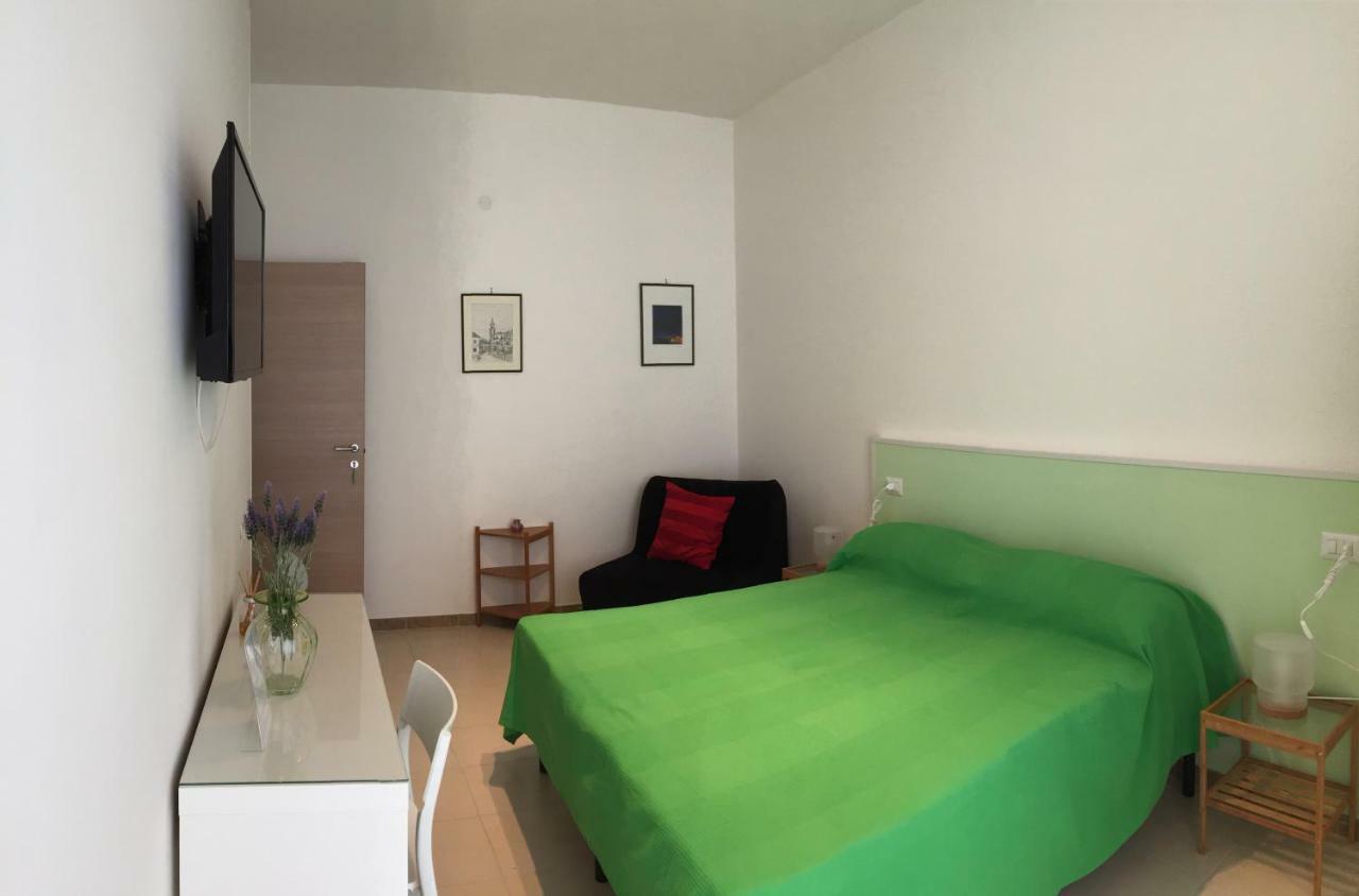 B&B Sorgente 23 Salerno Bagian luar foto