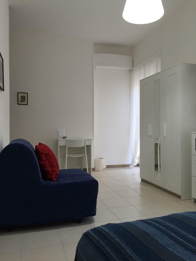 B&B Sorgente 23 Salerno Bagian luar foto