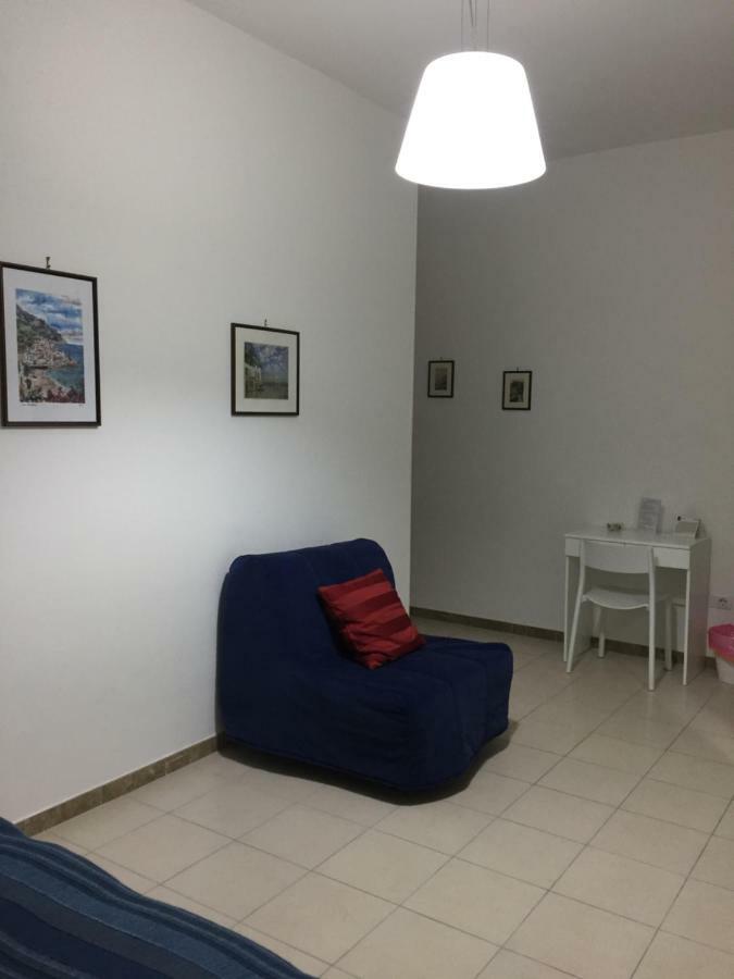 B&B Sorgente 23 Salerno Bagian luar foto